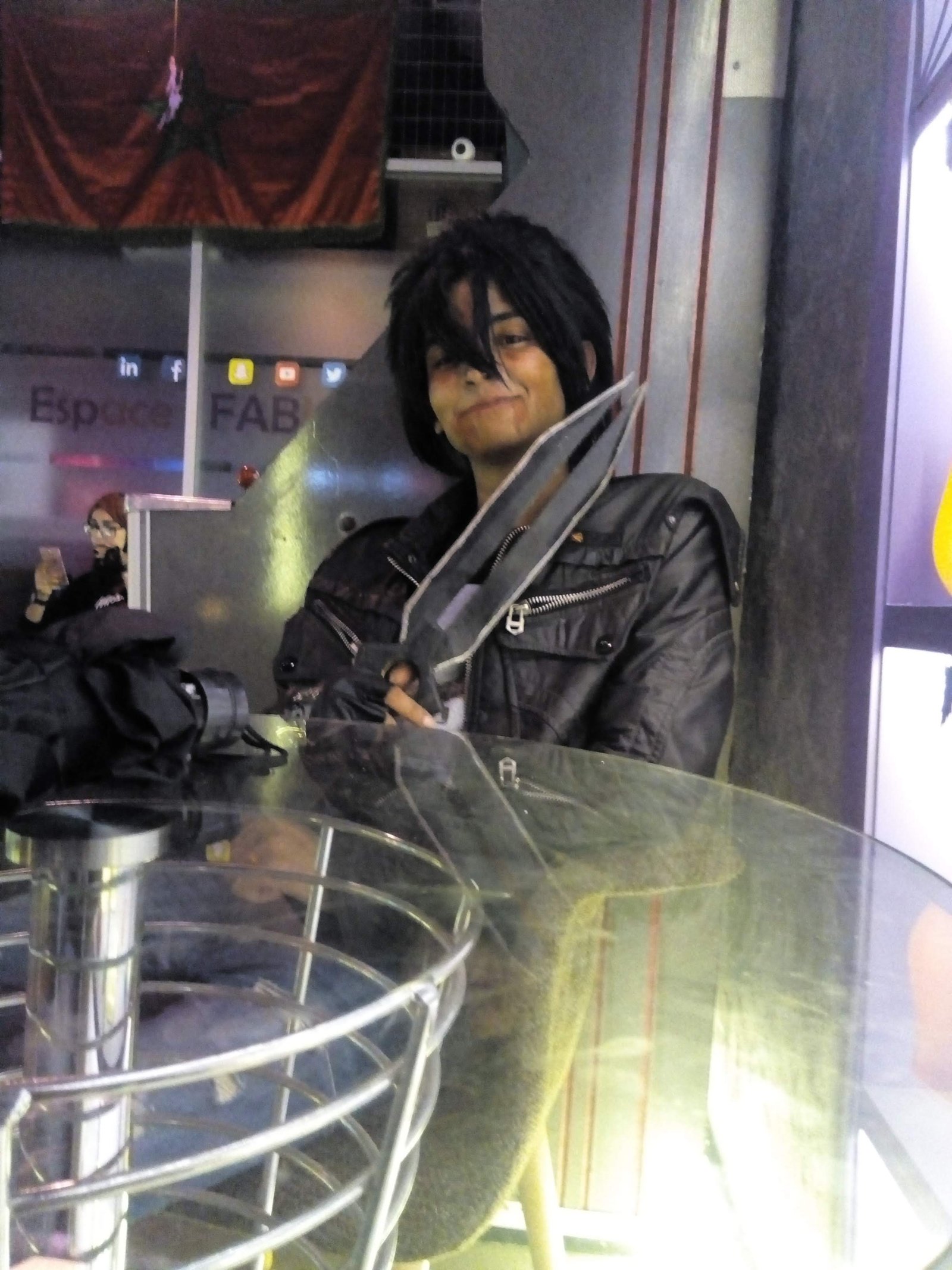 Cosplay com adaga